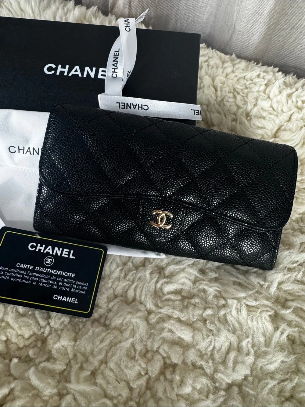 Black women wallet - last price
